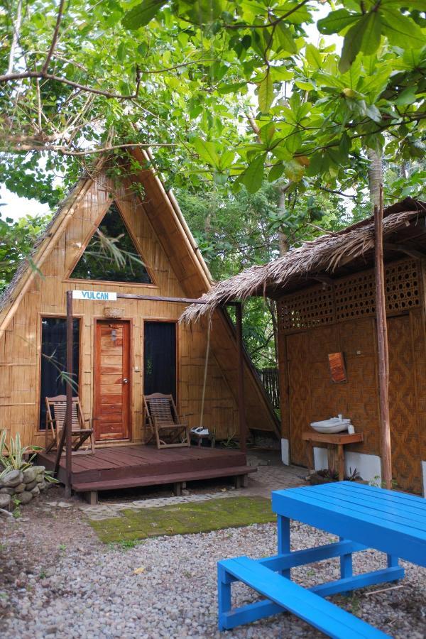 Ysla Beach Camp And Eco Resort Mambajao Exterior photo